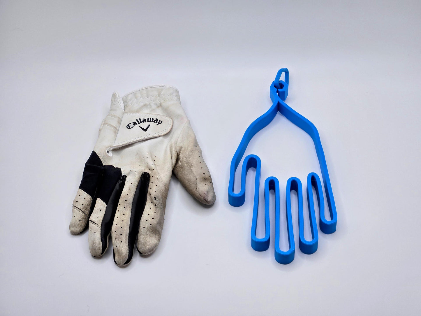 Golf Glove Saver - Storage and Protection for your Golf Gear!